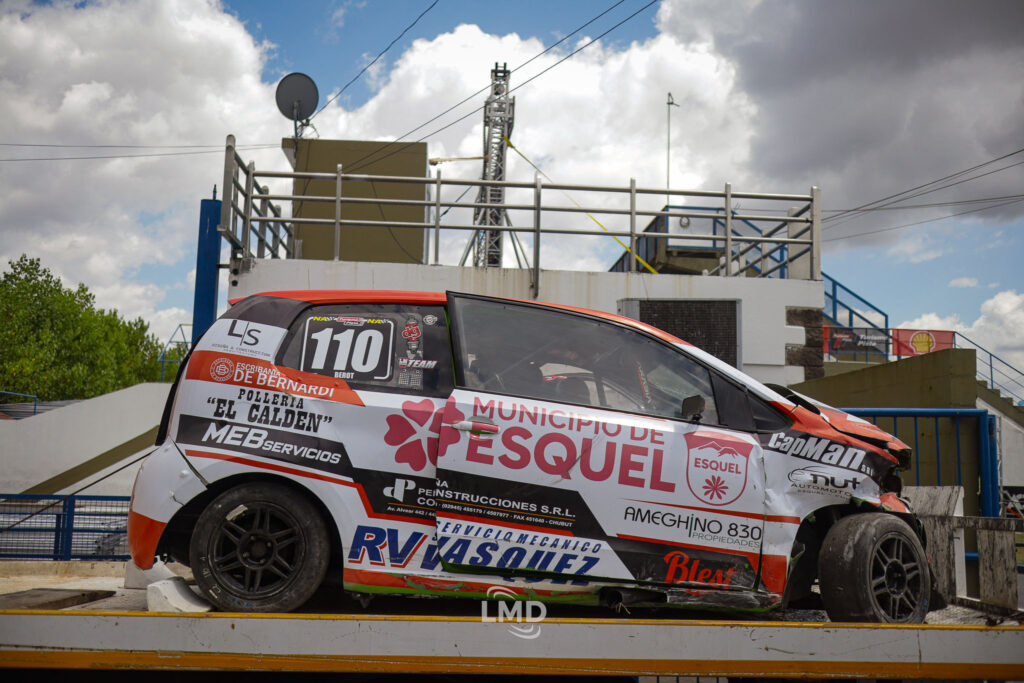Choque y preguntas: el accidente en La Plata y la hora de la reflexión l b 3